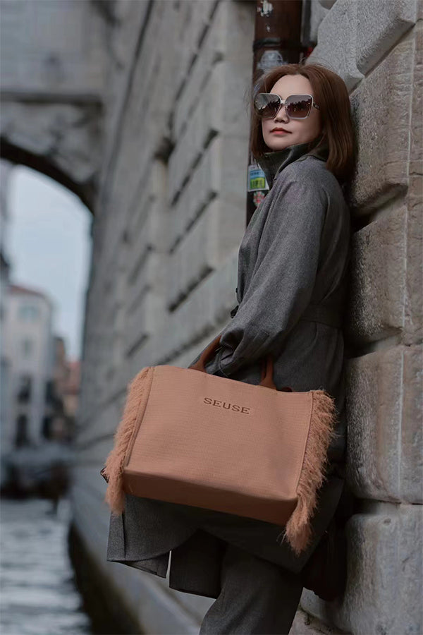 SEUSE Goddess Fashion and Elegance Handheld Fluffy Fringe Clutch Bag